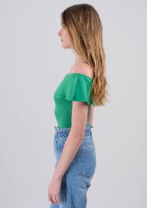 Bodysuit olanes hombro descubierto sold by Shasa