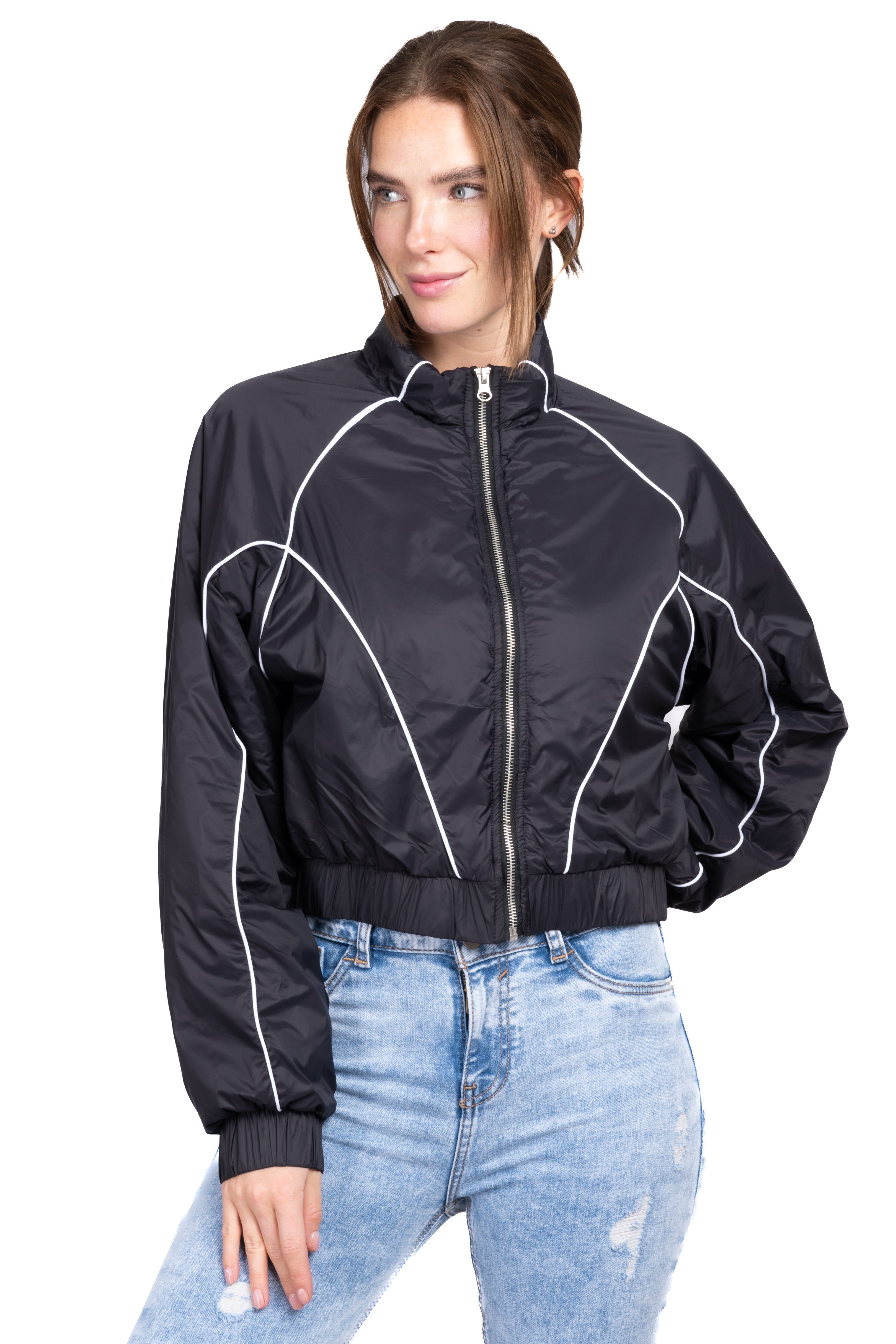 Chamarra crop nylon líneas sold by Shasa product image thumbnail 2