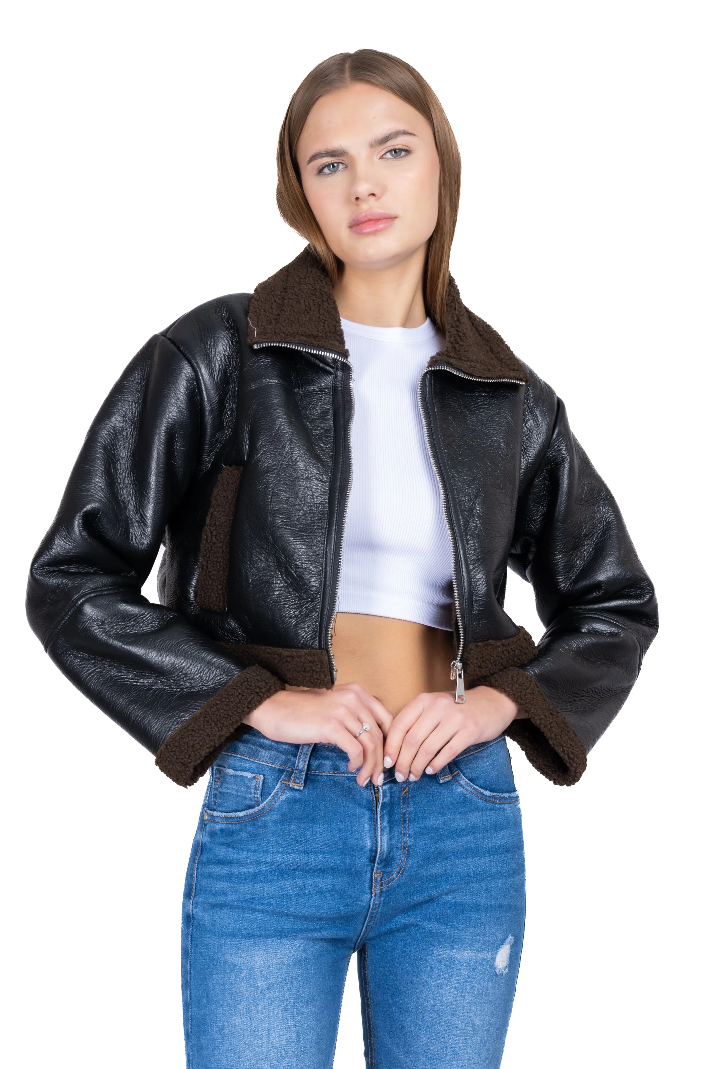 Chamarra aviador wet PU con borrego sold by Shasa