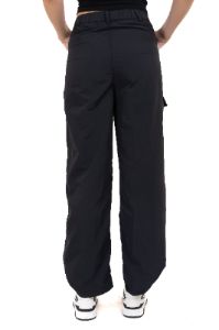 Pantalón cargo cintas argollas sold by Shasa