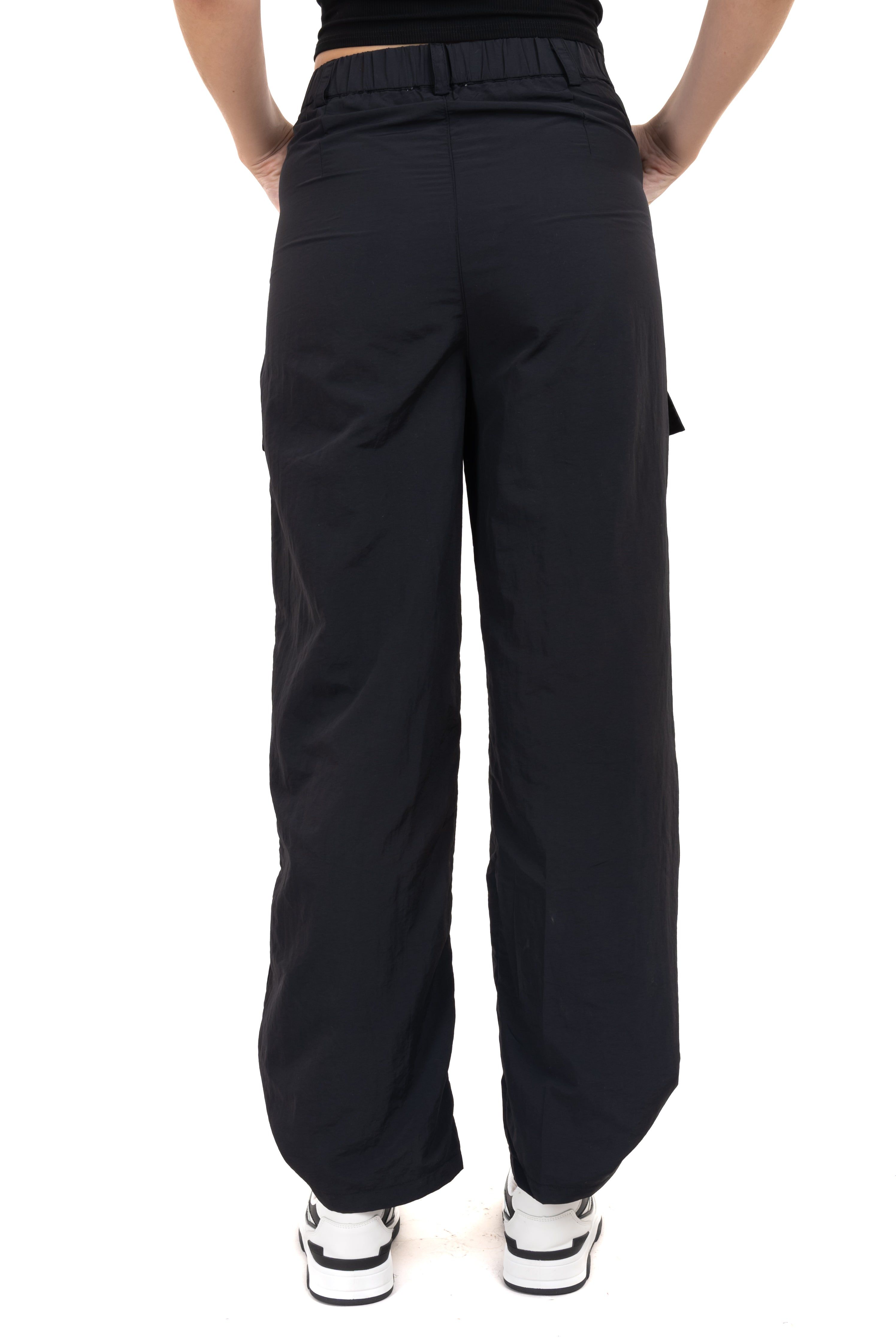 Pantalón cargo cintas argollas sold by Shasa product image thumbnail 4