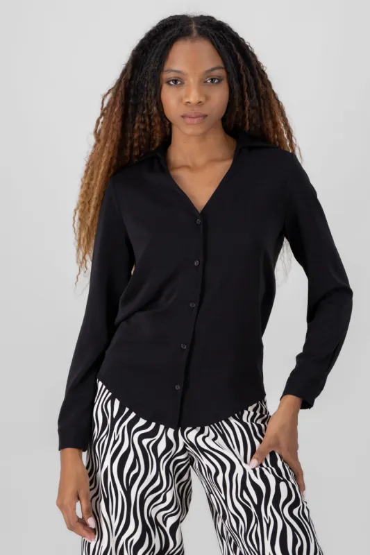 Camisa lisa larga manga larga sold by Shasa