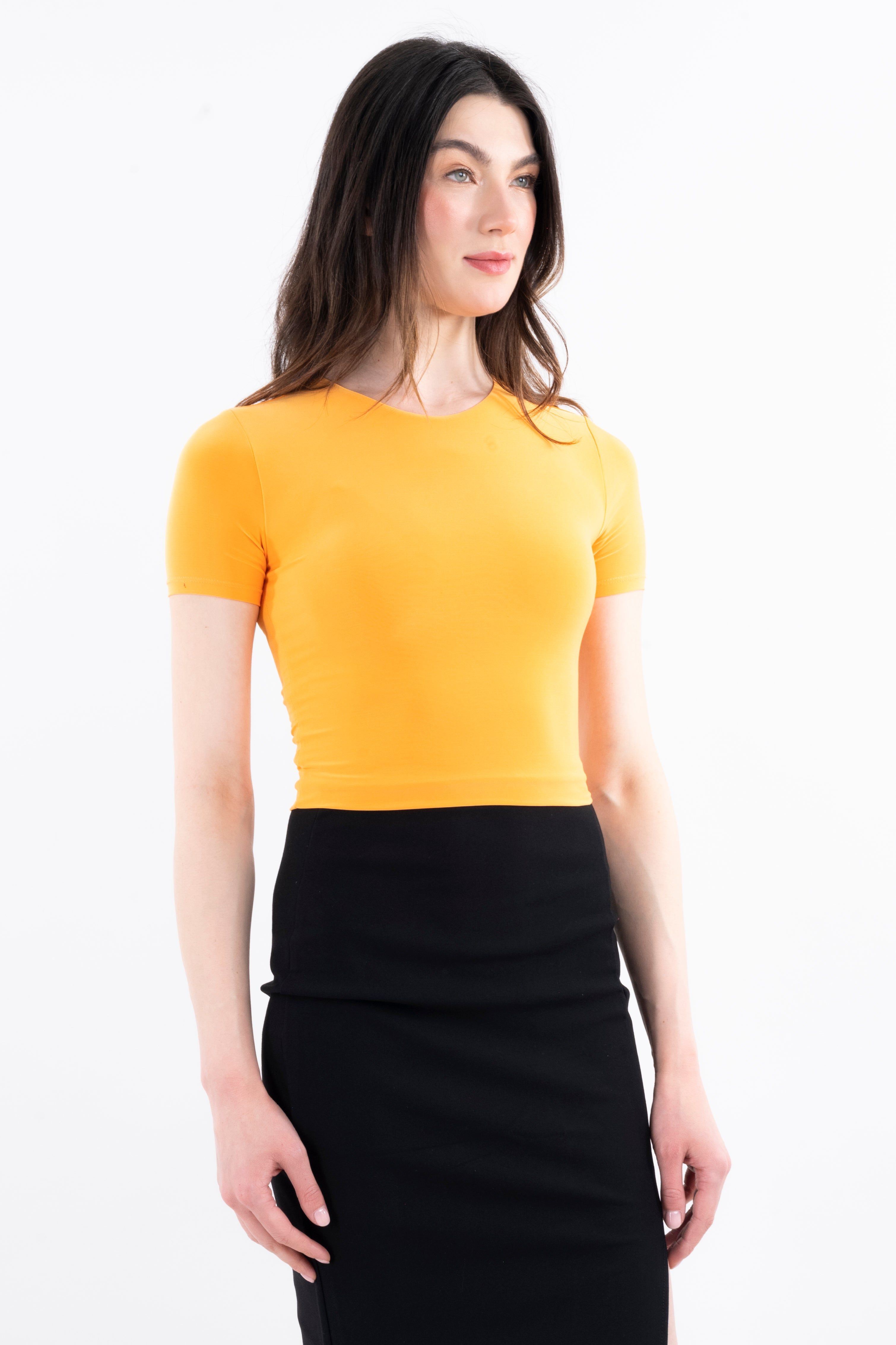 Top básico manga corta liso sold by Shasa product image thumbnail 3