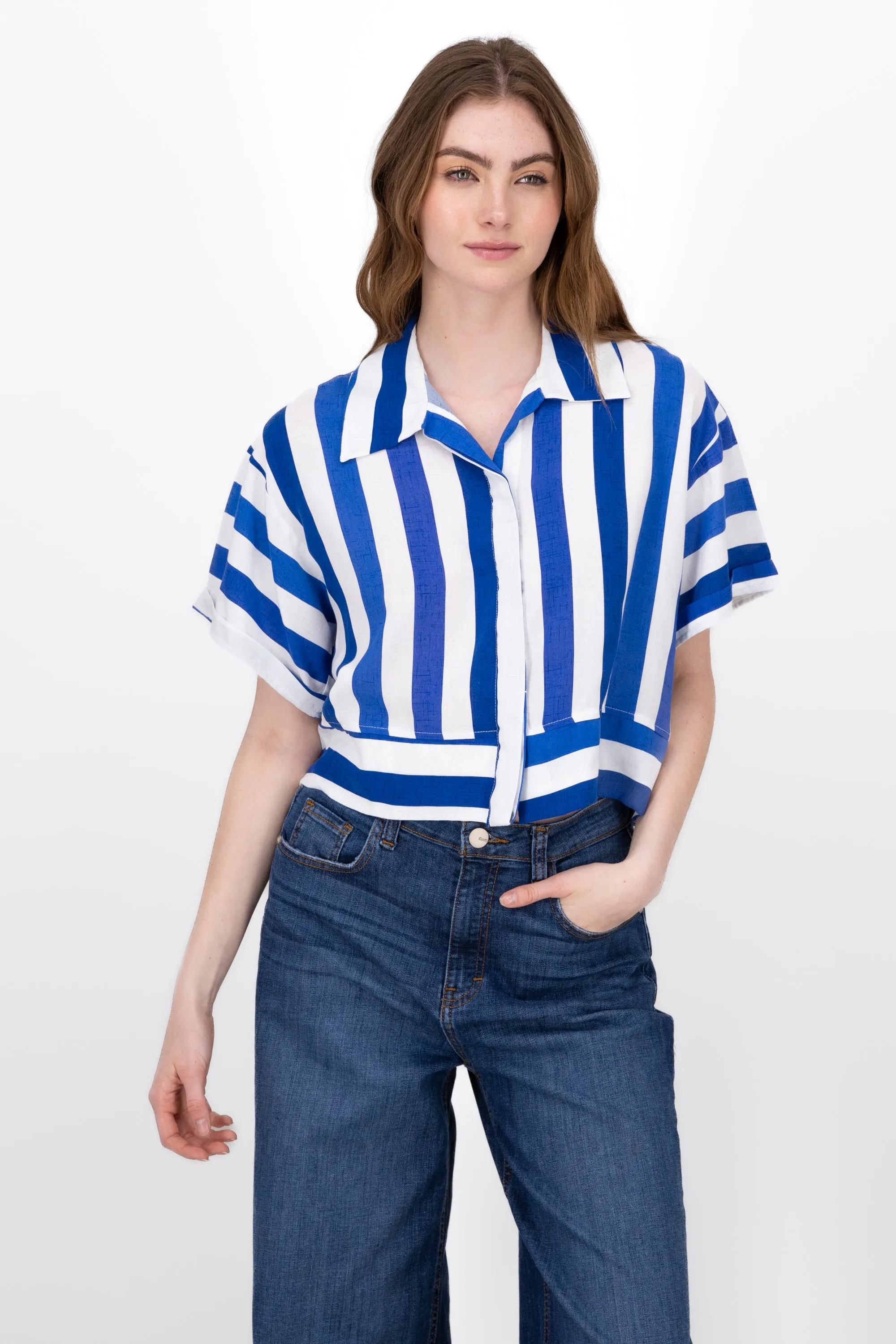 Camisa Crop Rayas sold by Shasa product image thumbnail 2