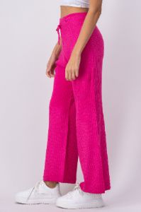Pantalón tejido textura acanalada sold by Shasa