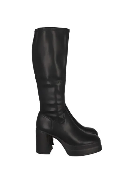 Botas largas doble plataforma sold by Shasa