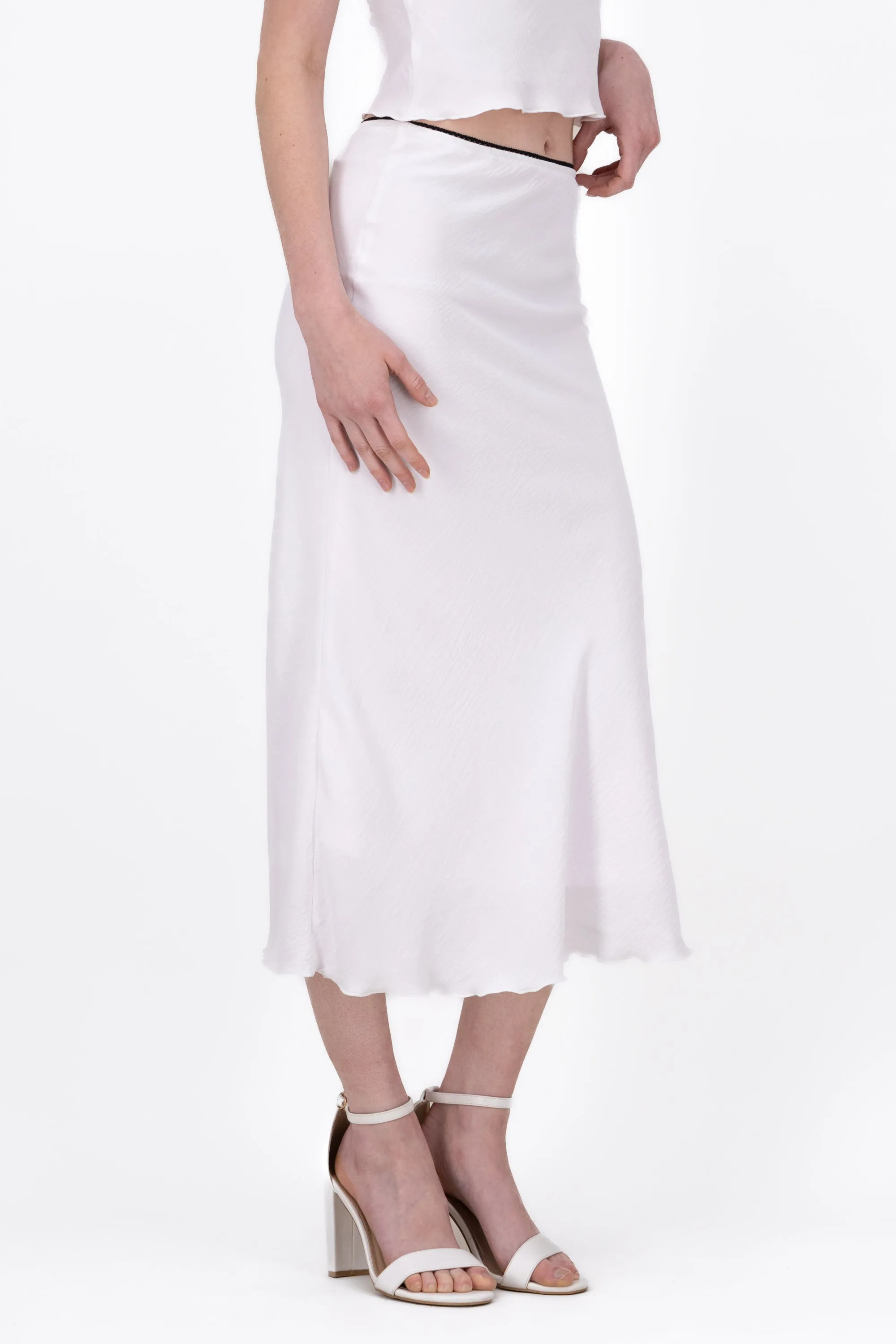 Falda Midi Textura sold by Shasa product image thumbnail 3