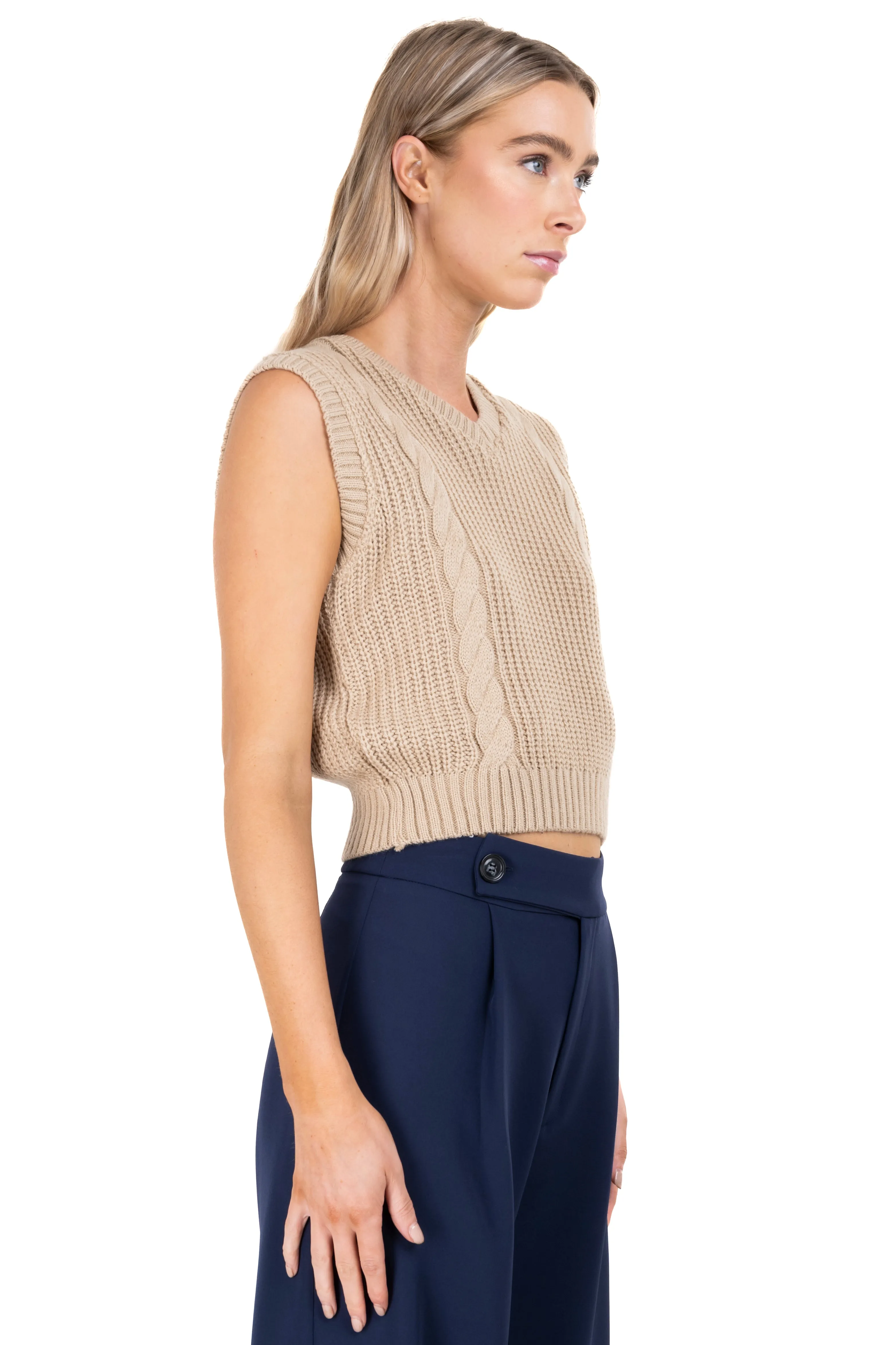 Chaleco Tejido Punto Trenza sold by Shasa product image thumbnail 3