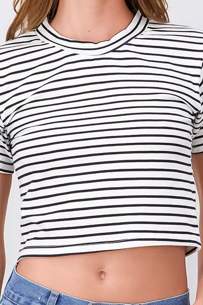 Playera crop manga corta rayas sold by Shasa product image thumbnail 5