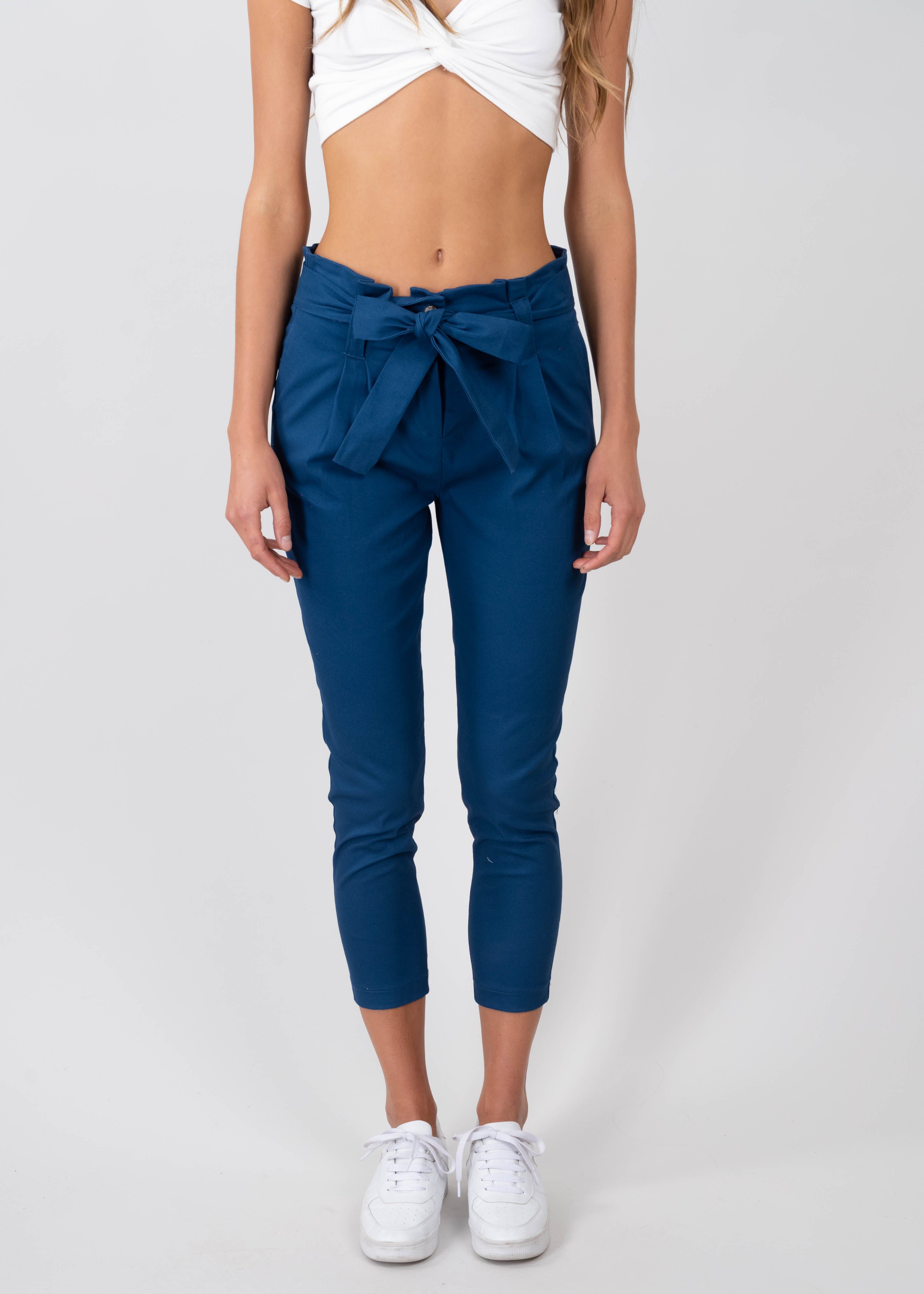 Pantalón paper bag cintura alta cinturón sold by Shasa product image thumbnail 2