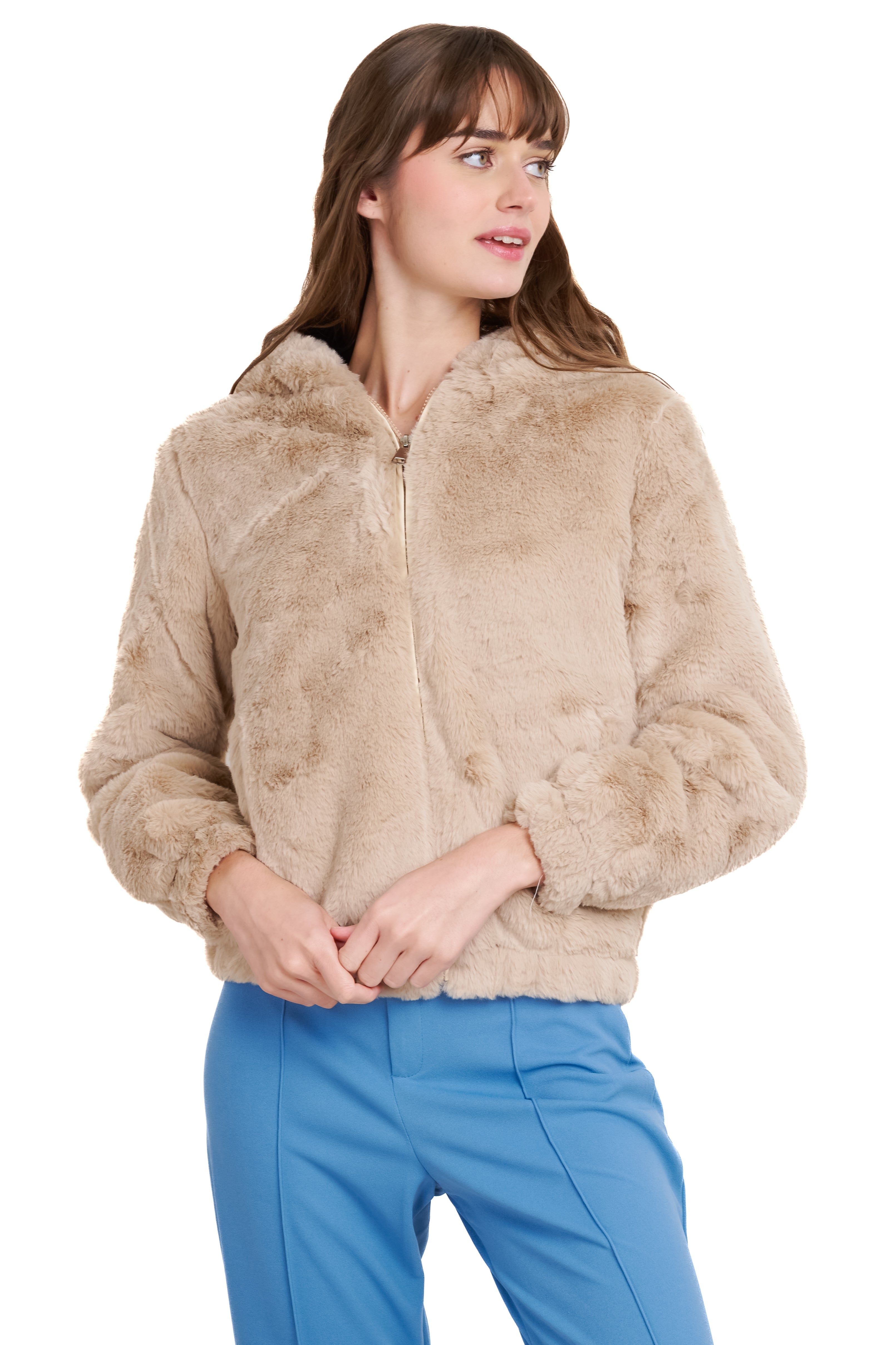 Chamarra peluche detalle cierre sold by Shasa product image thumbnail 5