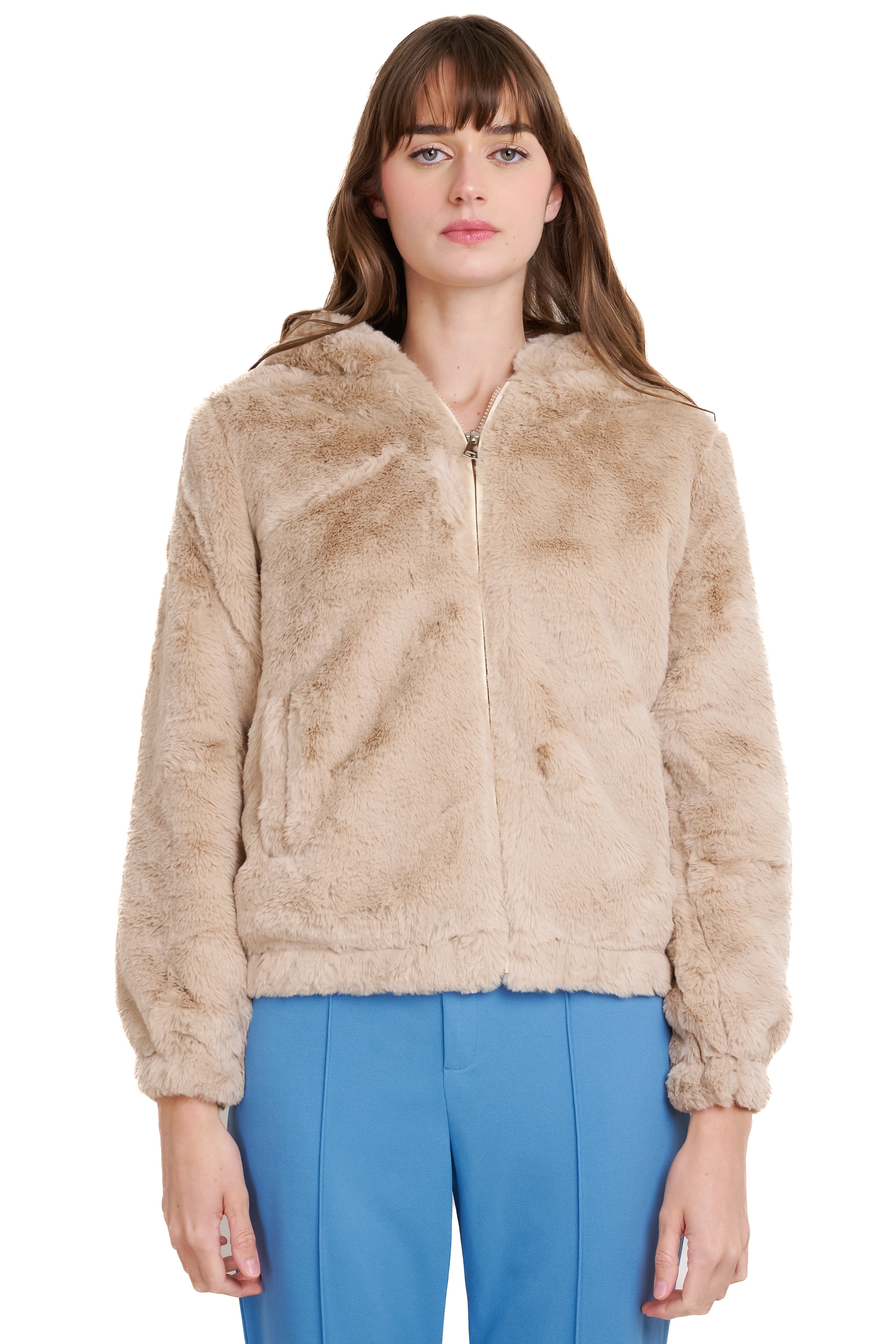 Chamarra peluche detalle cierre sold by Shasa product image thumbnail 2