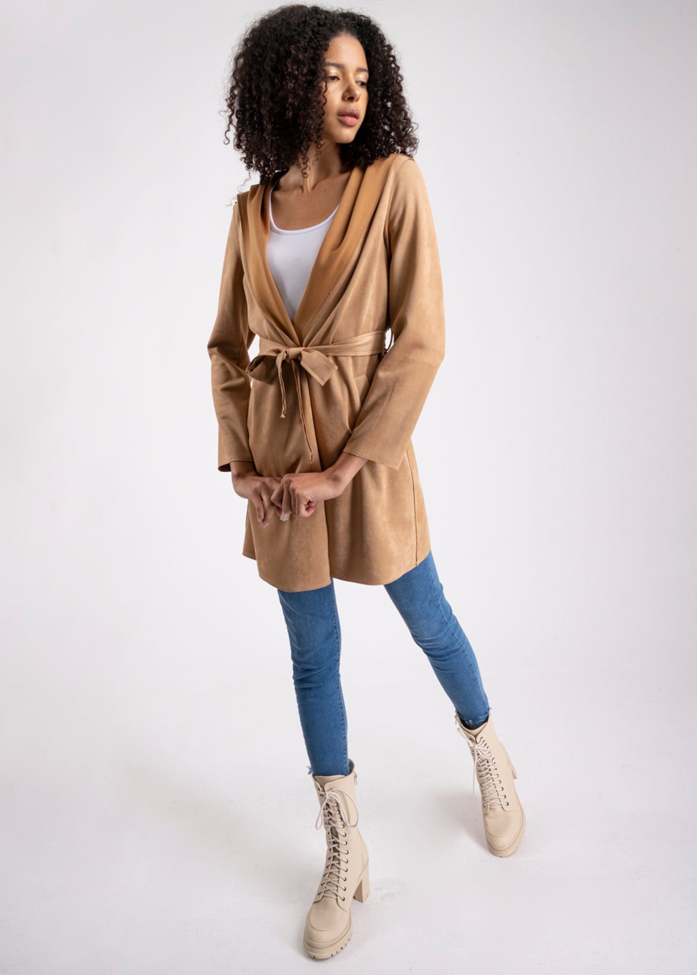 Abrigo liso suede sold by Shasa