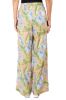 Pantalon estampado tropical sold by Shasa