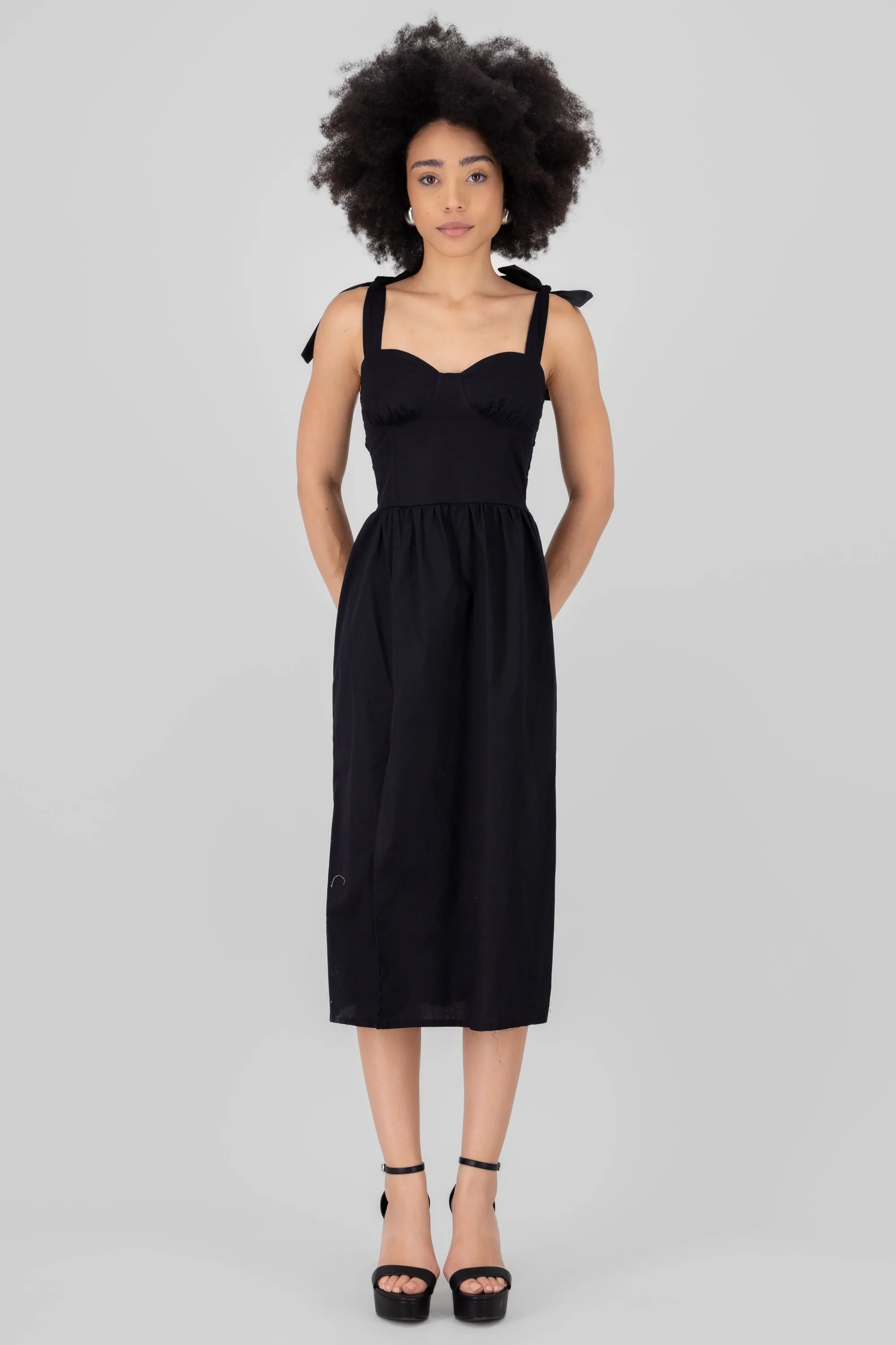 Vestido midi tirantes moños det abertura sold by Shasa product image thumbnail 2