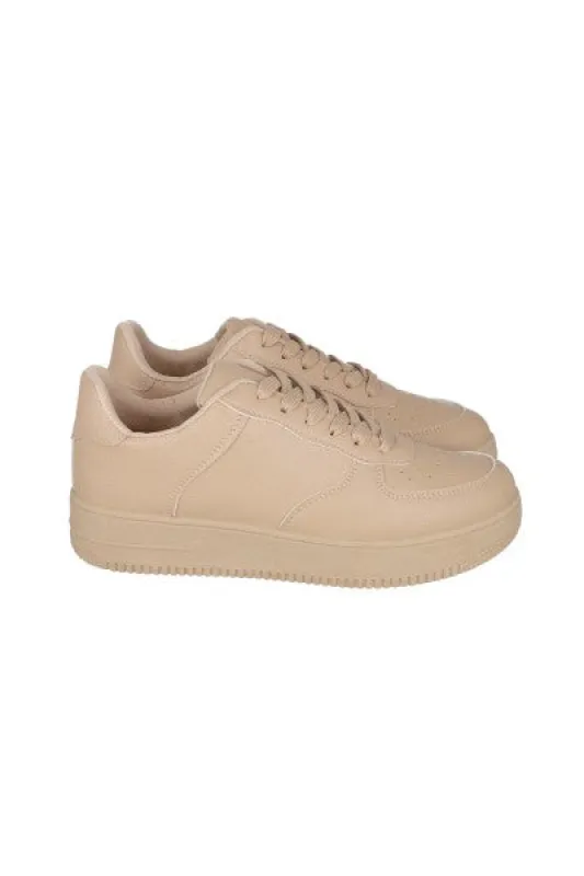 Tenis Retro Perforado sold by Shasa