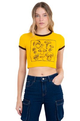 Playera crop estampado hongos sold by Shasa