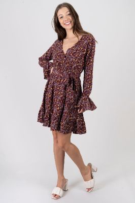 Vestido mini cinturón flores sold by Shasa