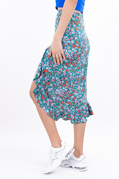 Falda midi flores sold by Shasa product image thumbnail 3