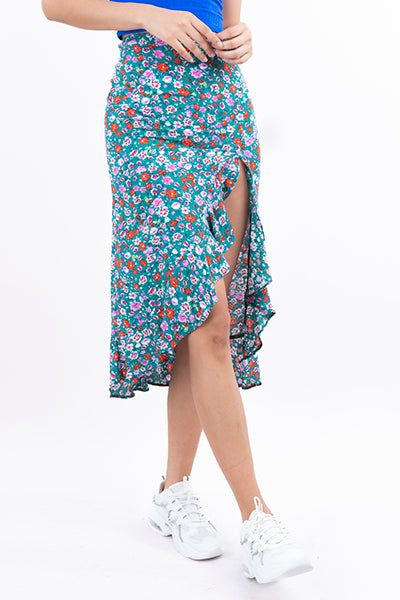 Falda midi flores sold by Shasa