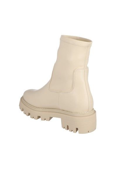 Botín elástico suela dentada sold by Shasa product image thumbnail 4