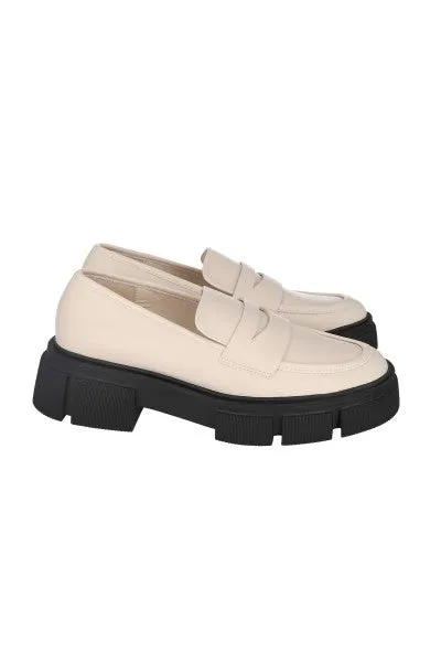 Loafers chunky suela dentada sold by Shasa product image thumbnail 3