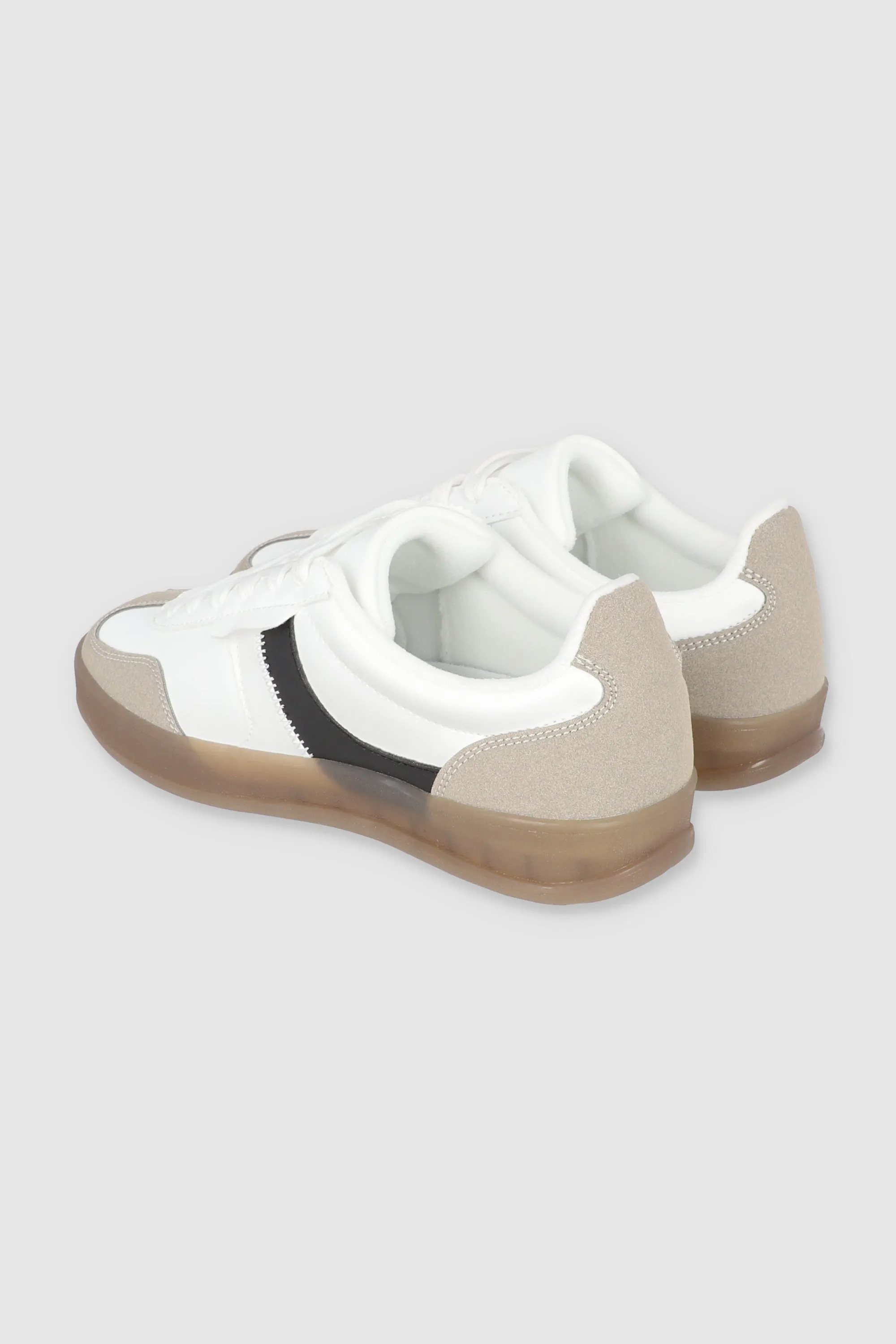 Tenis retro pu linea sold by Shasa product image thumbnail 5