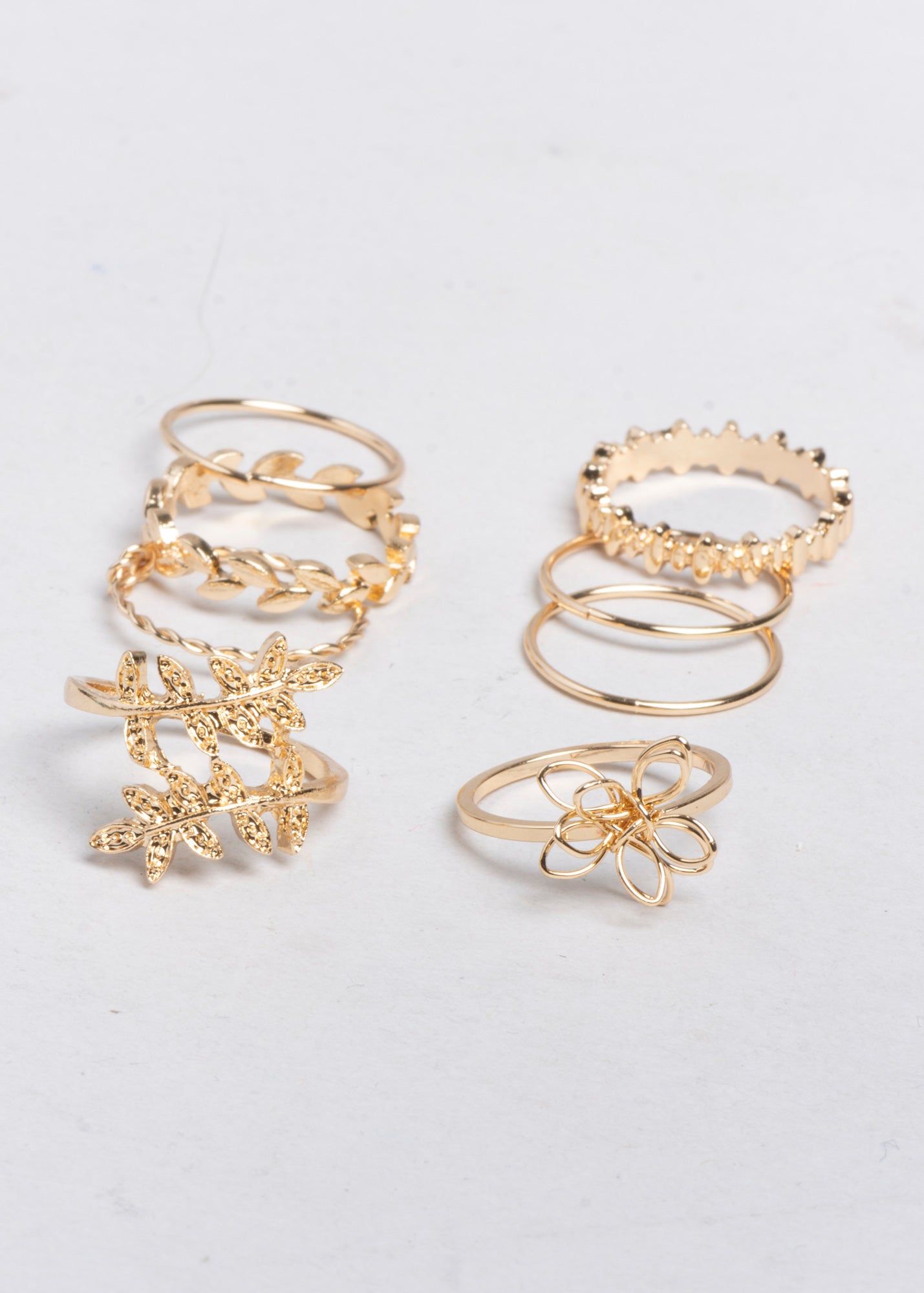 Set 8 Piezas Anillos Hojas sold by Shasa product image thumbnail 4
