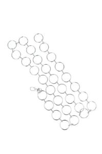 Cinturón cadena aros sold by Shasa