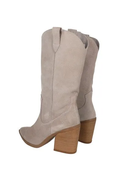 Botas vaqueras piel suede lisas sold by Shasa product image thumbnail 3
