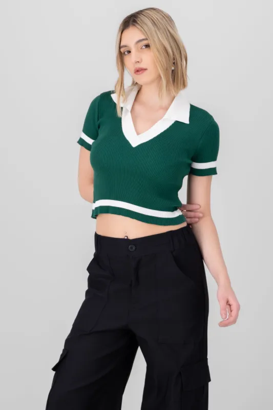 Top tejido manga corta cuello polo sold by Shasa