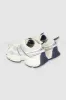 Tenis deportivo mesh rayas sold by Shasa