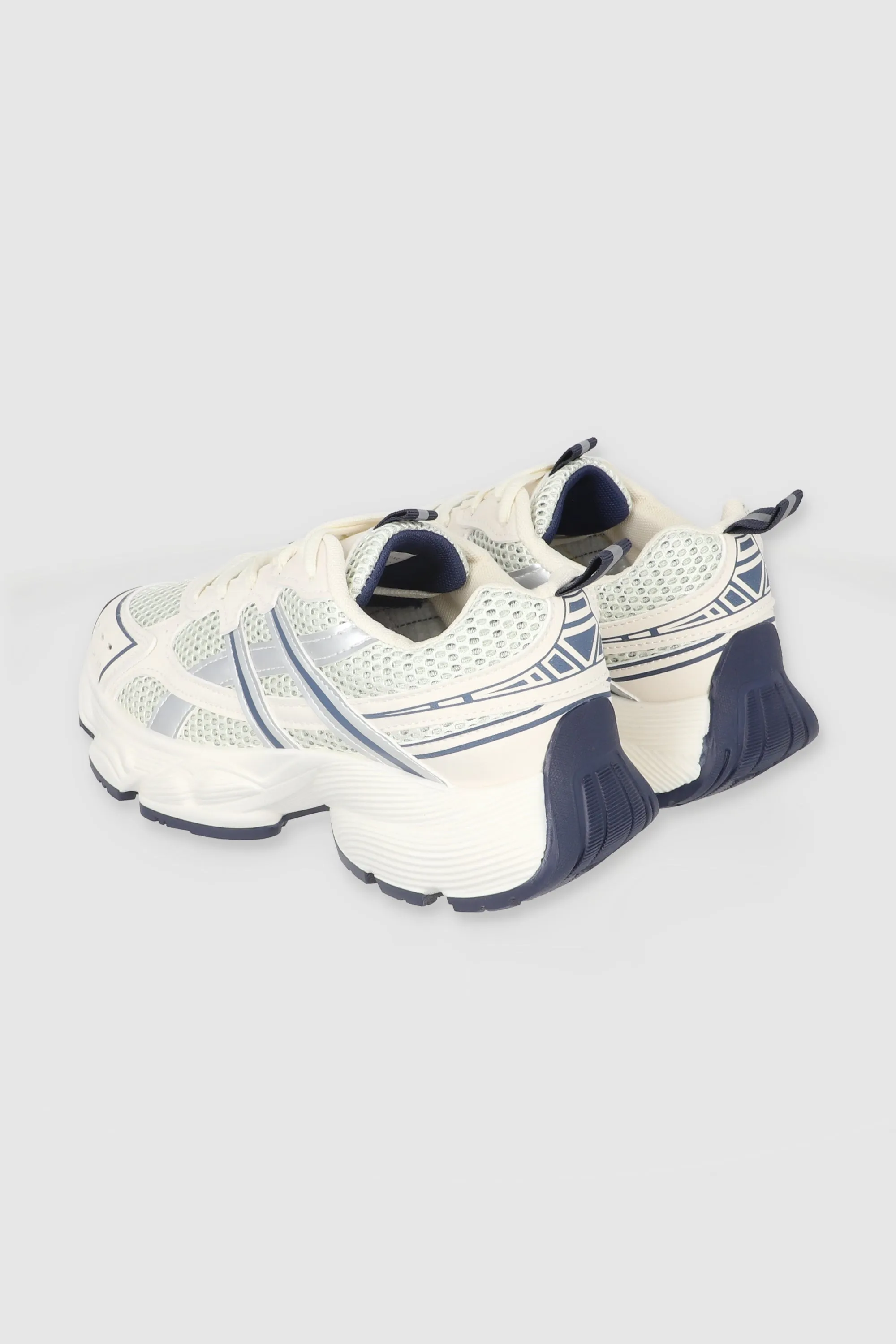 Tenis deportivo mesh rayas sold by Shasa product image thumbnail 4
