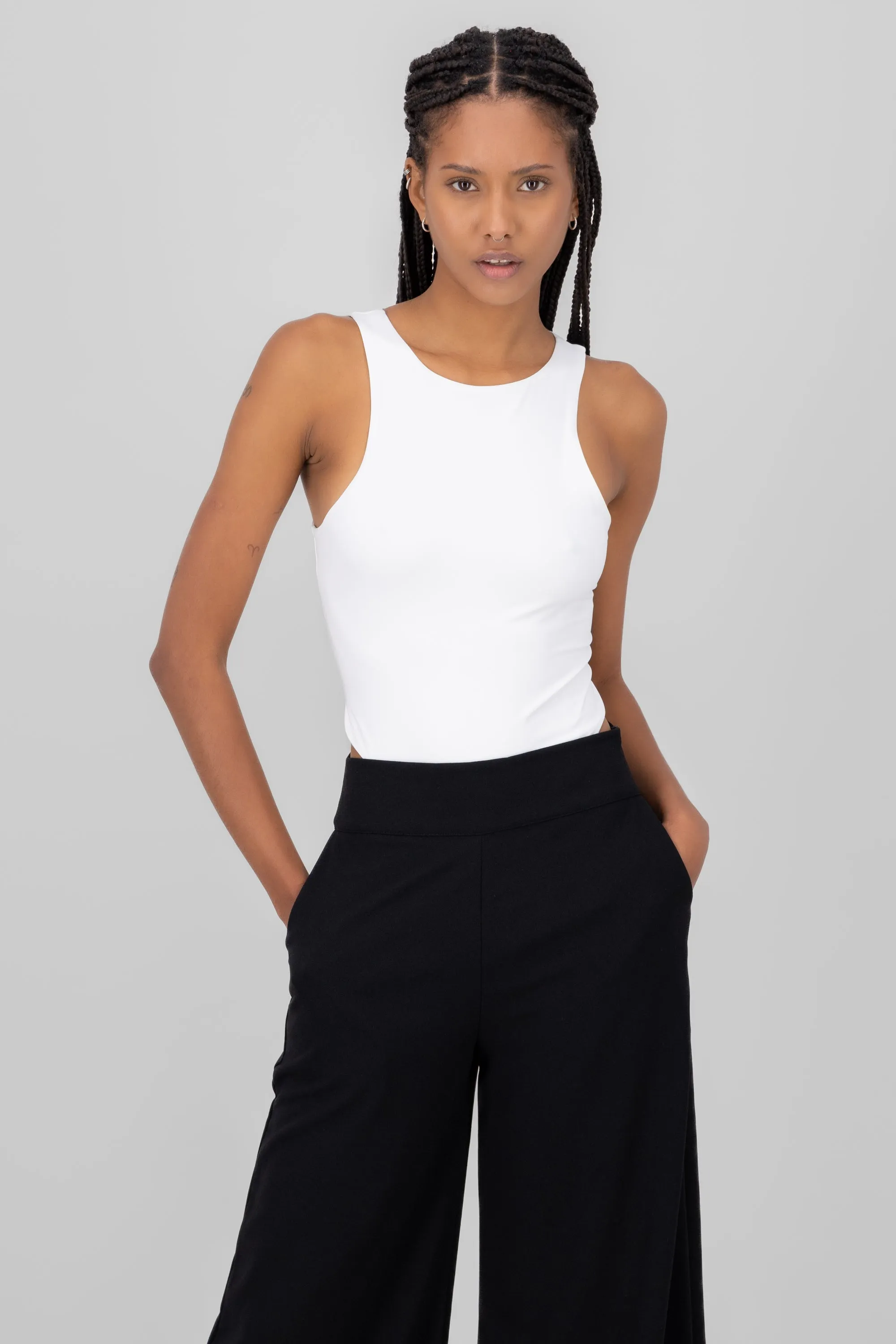 Bodysuit liso doble tela Hypsters sold by Shasa