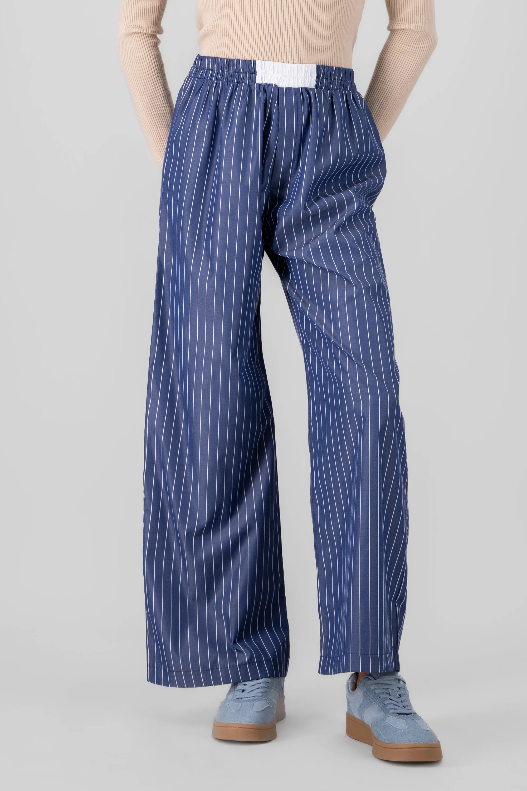 Pantalon amplio rayas delgadas sold by Shasa product image thumbnail 2