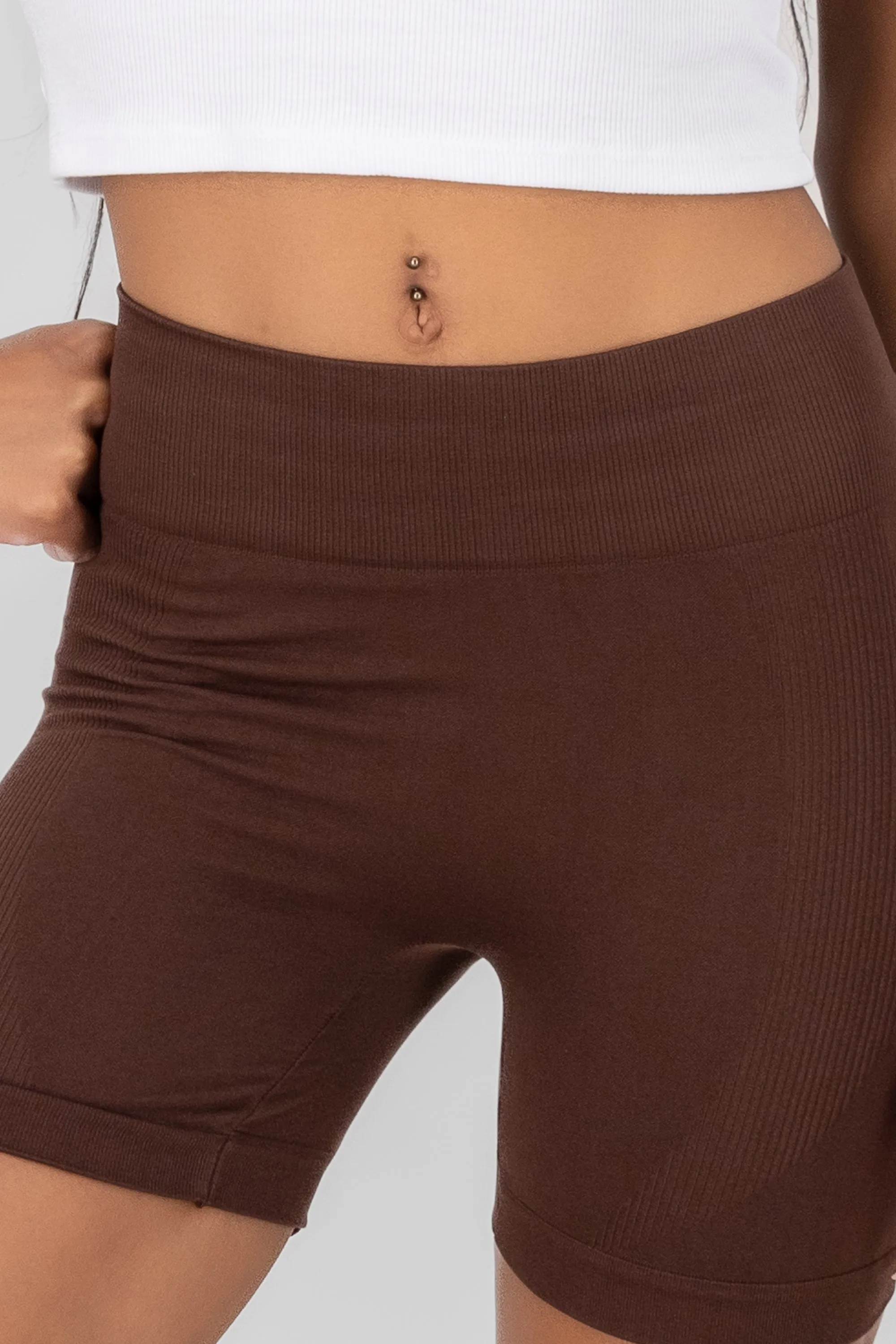 Short Biker Cintura Ancha Liso sold by Shasa product image thumbnail 5