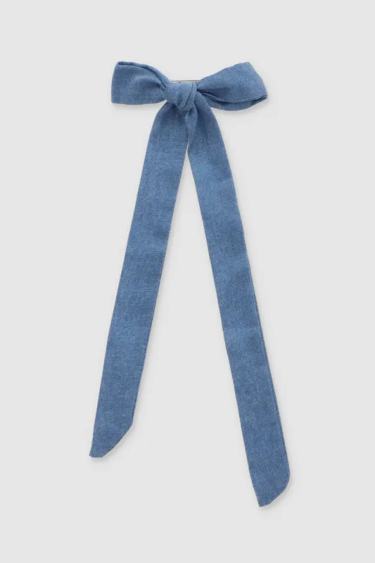 Broche metálico moño denim sold by Shasa