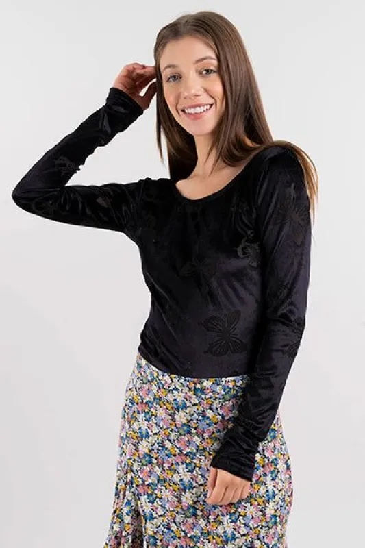 Body terciopelo mariposas sold by Shasa