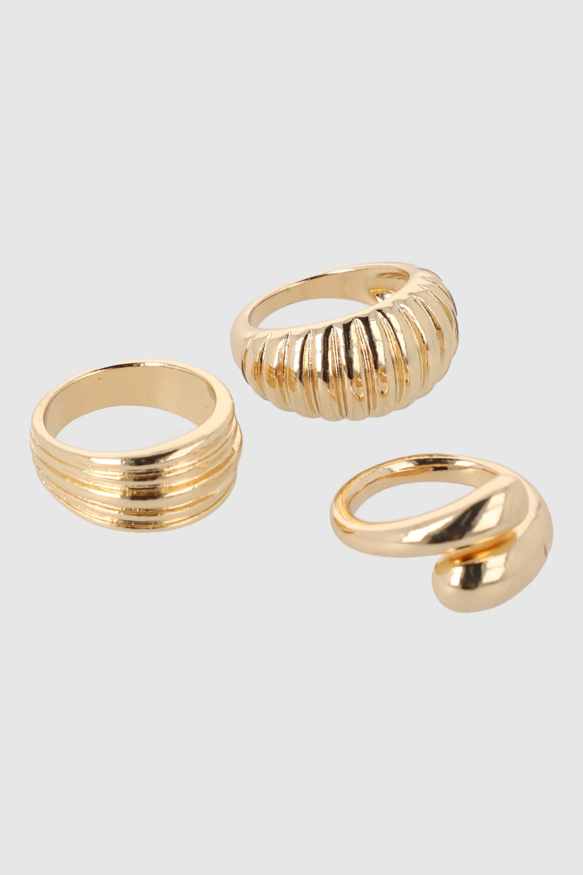 Set de 3 anillos de metal sold by Shasa product image thumbnail 2