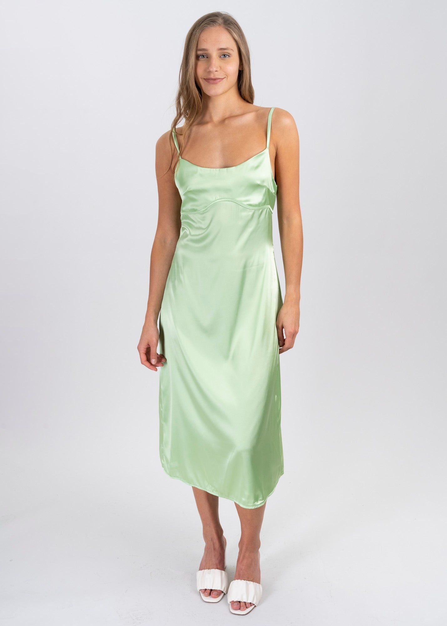Vestido midi satinado sold by Shasa product image thumbnail 2