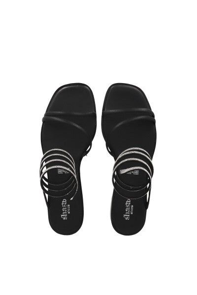 Sandalia pulsera espiral brillos sold by Shasa