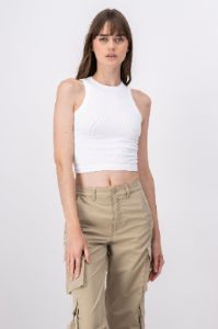 Top liso cuello alto sold by Shasa
