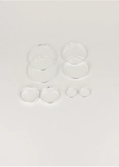 Set 4 pares arracadas metálicas sold by Shasa