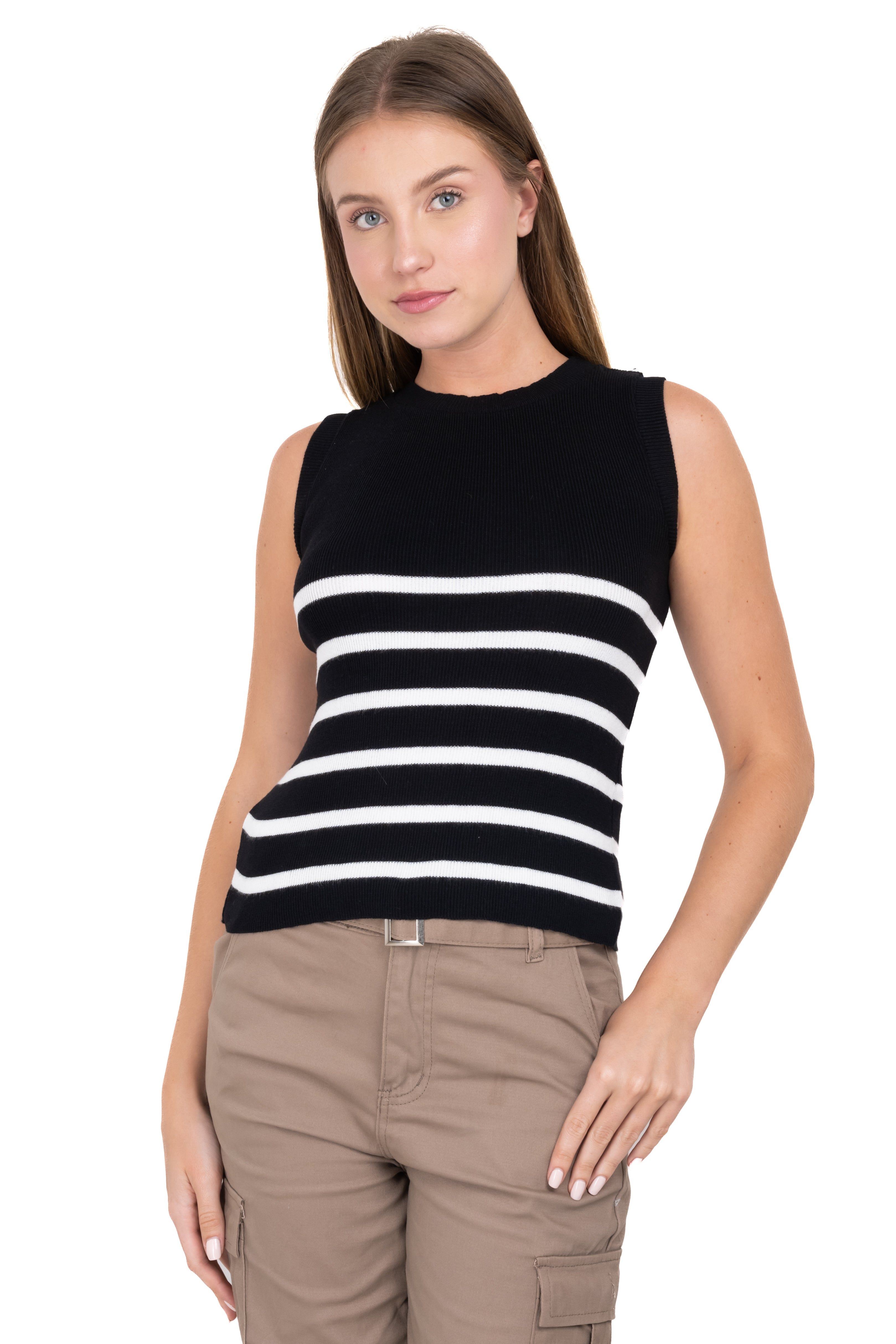 Top punto rayas sold by Shasa