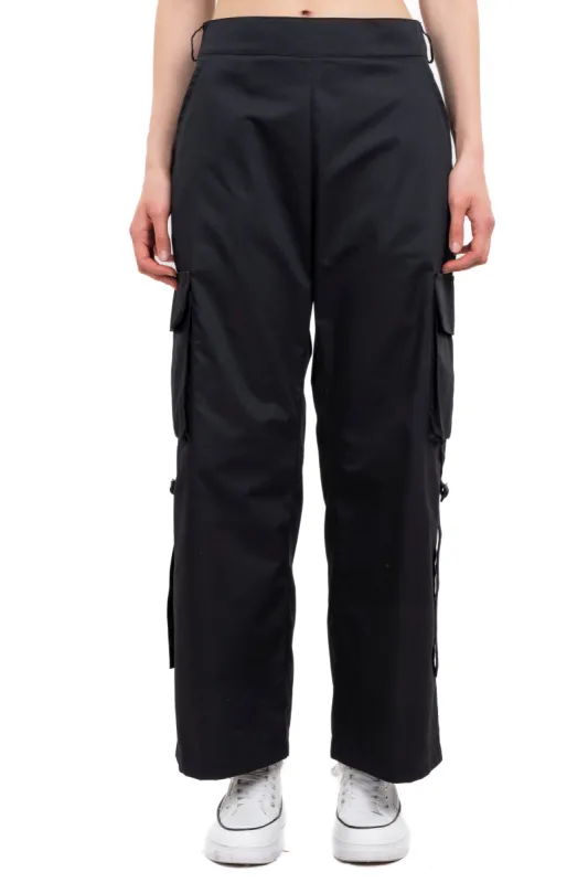 Pantalón cargo liso sold by Shasa
