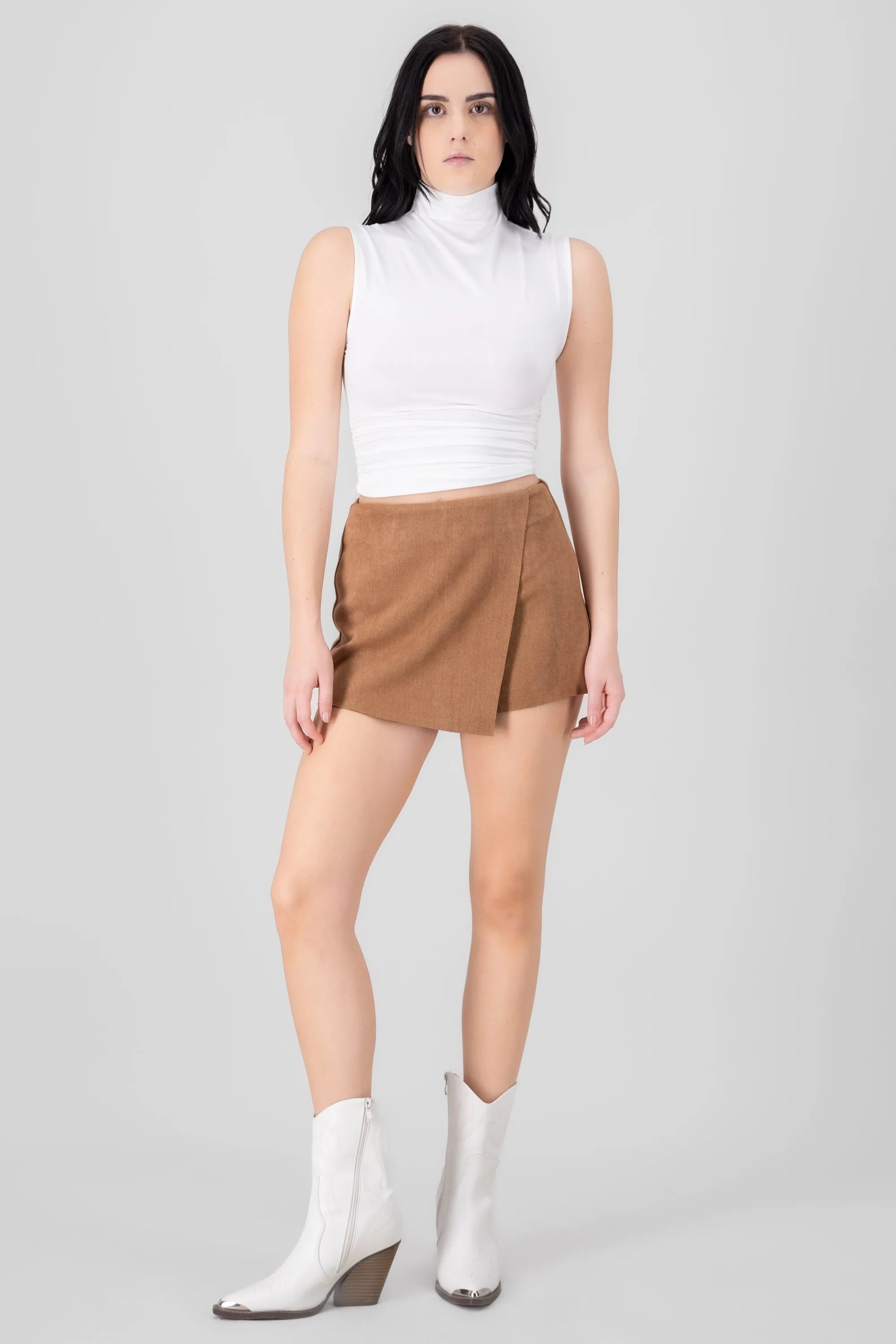 Mini falda suede lisa sold by Shasa