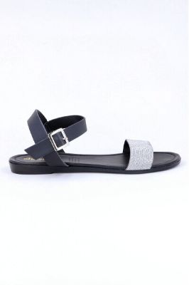 Sandalia Plana Tiras Brillos sold by Shasa