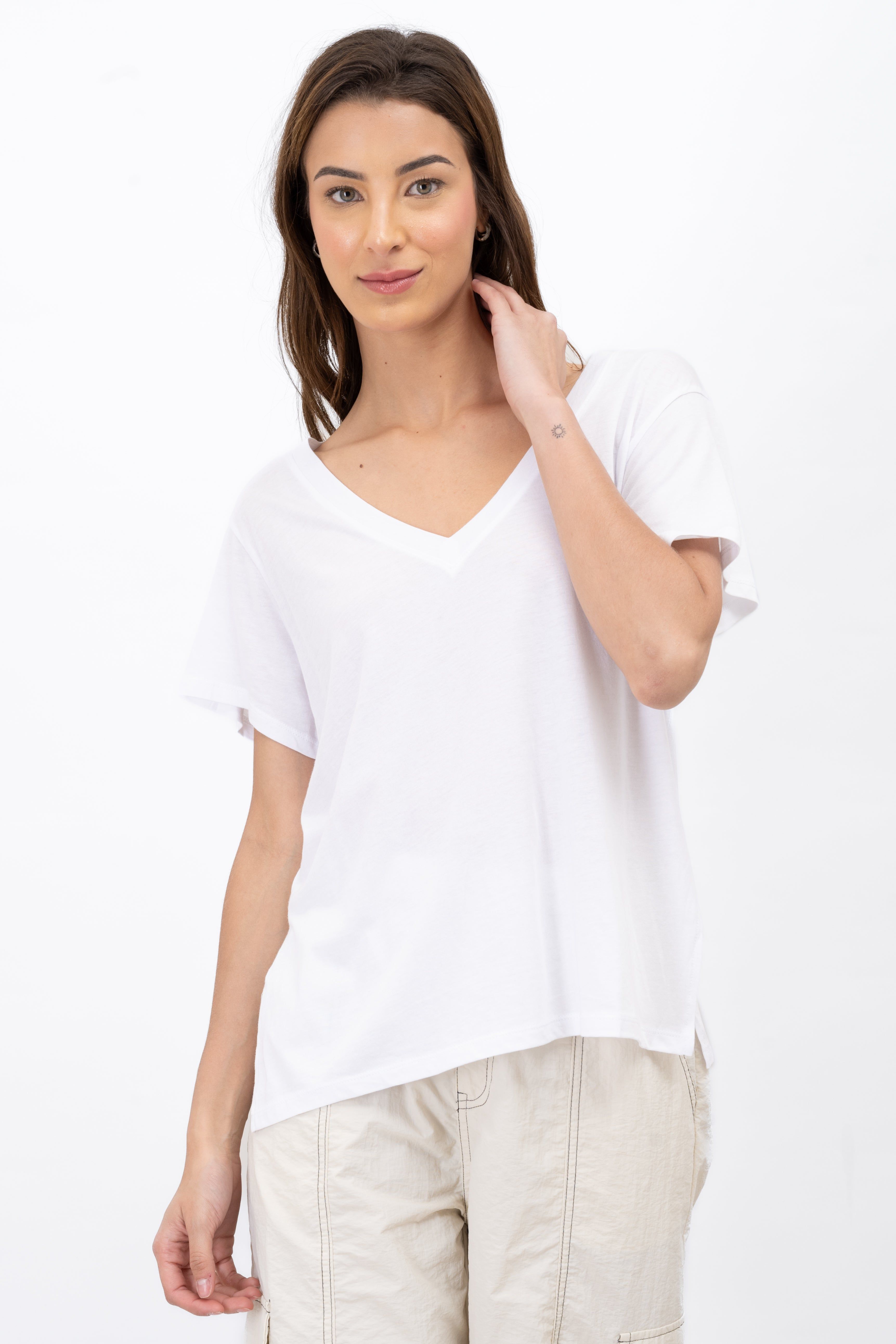 Playera Lisa Escote sold by Shasa