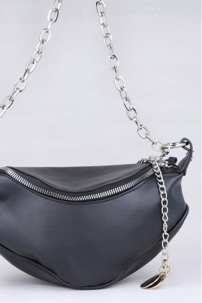 Bolsa cangurera cadenas sold by Shasa product image thumbnail 3