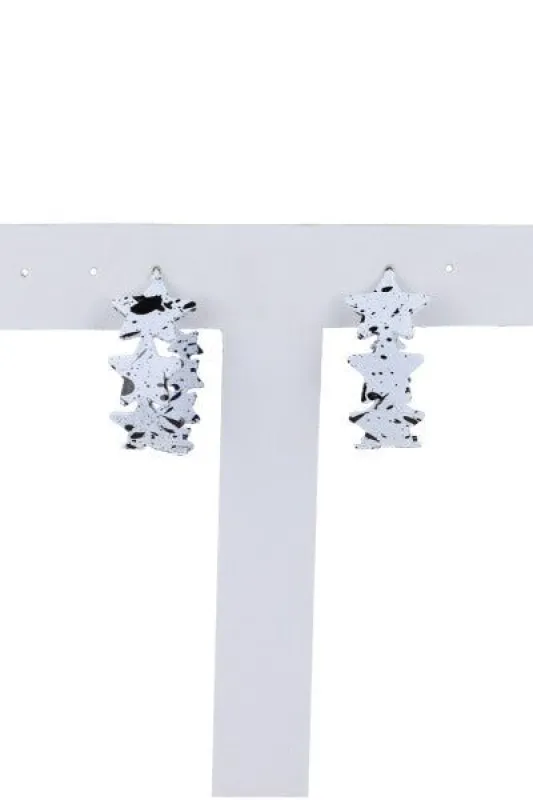 Arracadas estrellas pintura sold by Shasa